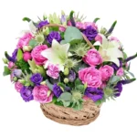 Корзина с цветами Сладкий поцелуй